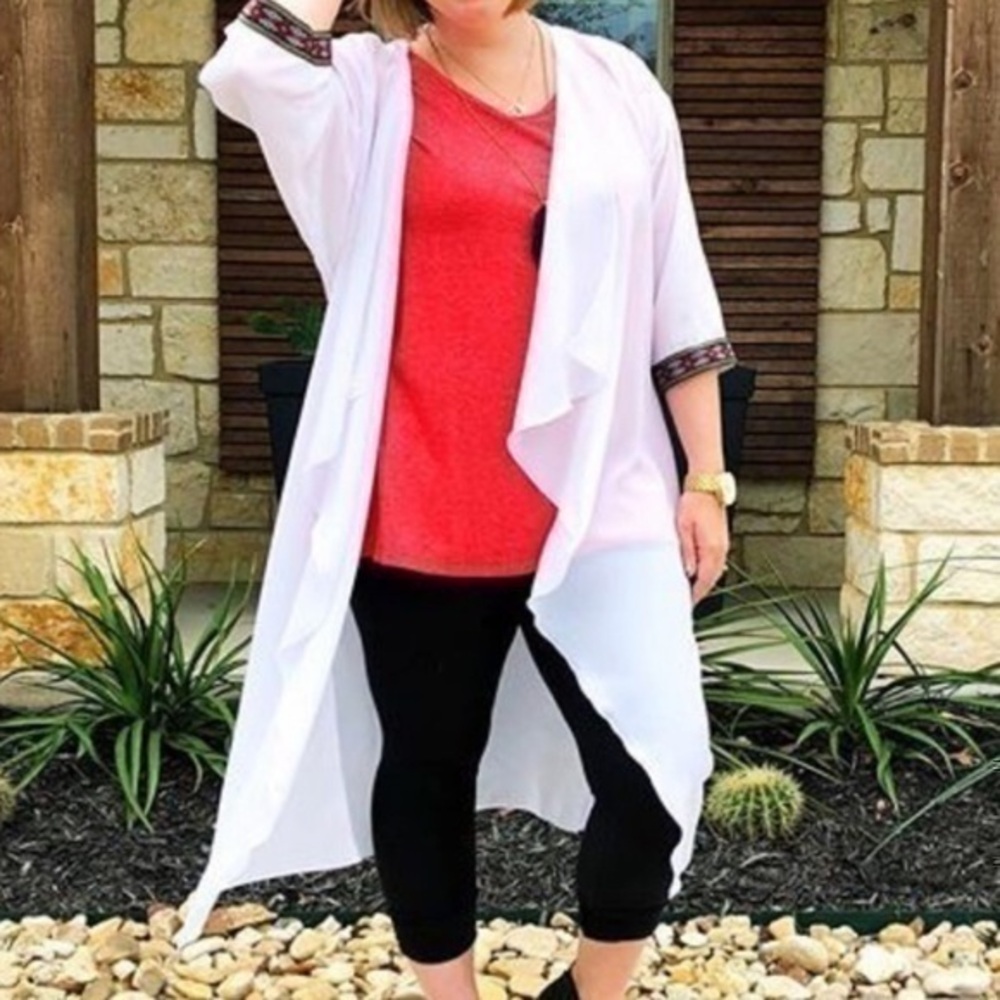 LuLaRoe women’s White cardigans size L